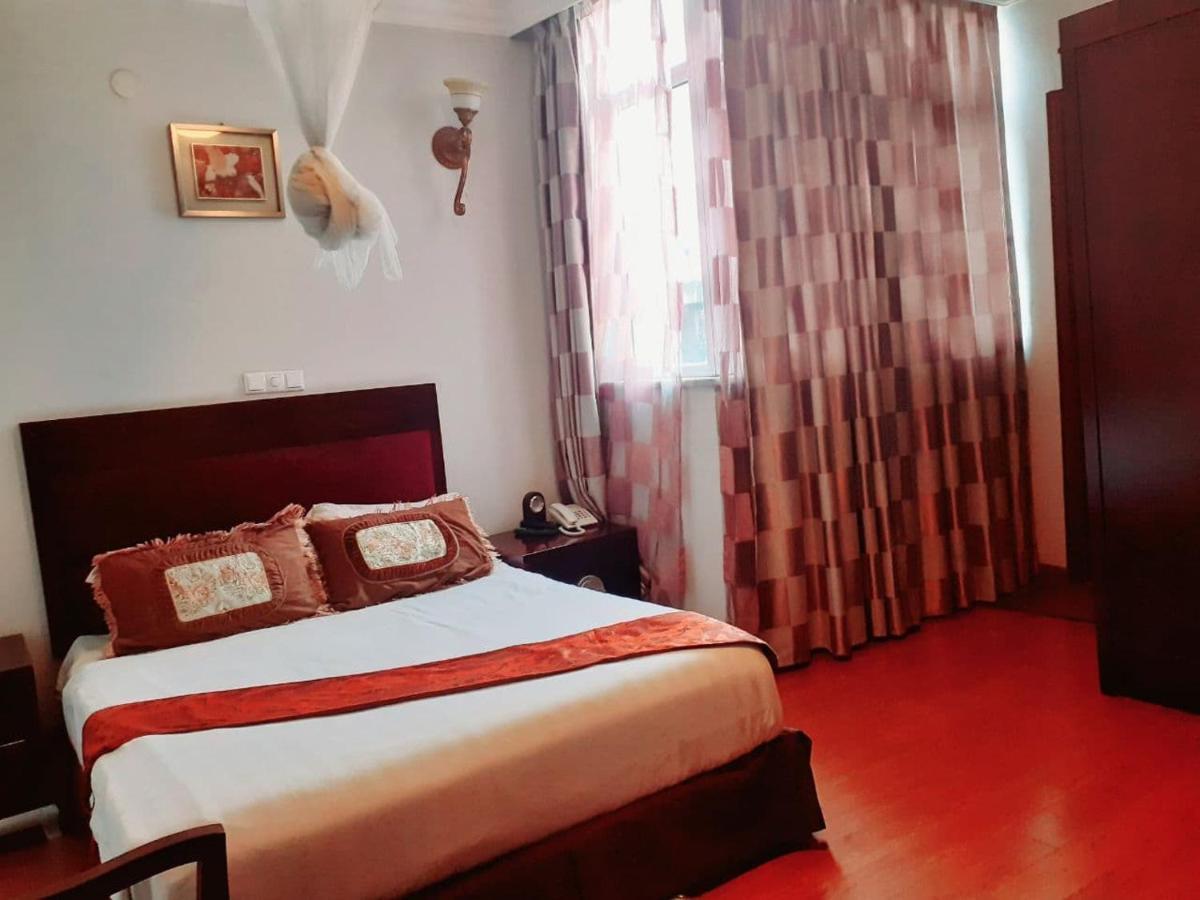 Amenities Hotel Адис Абеба Екстериор снимка