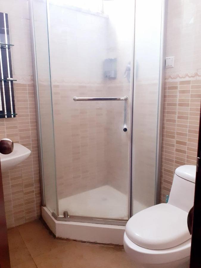 Amenities Hotel Адис Абеба Екстериор снимка