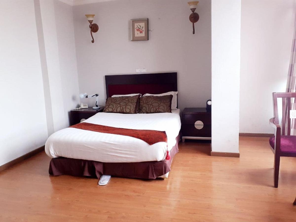 Amenities Hotel Адис Абеба Екстериор снимка